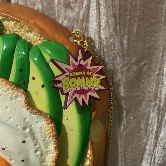Official Rommy De Bommy Avocado Toast Purse - brand new with tags food purse - Picture 2 of 4